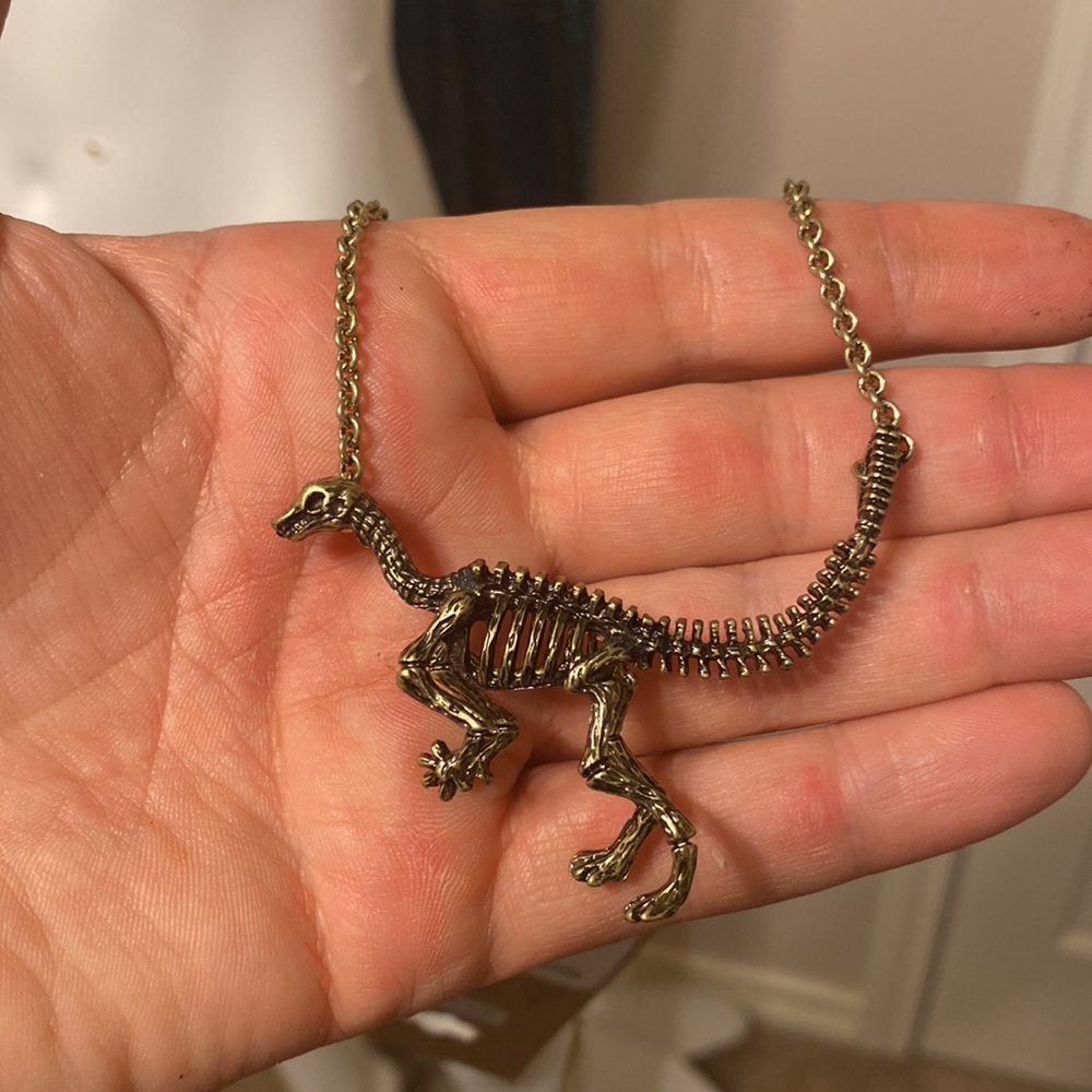 Raptor Dinosaur Pendant Necklace - Picture 4 of 4